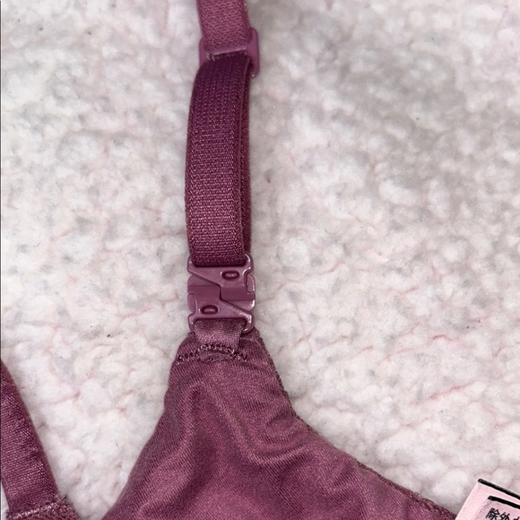 Victoria's Secret Purple Lace Padded Bra - Picture 9 of 10